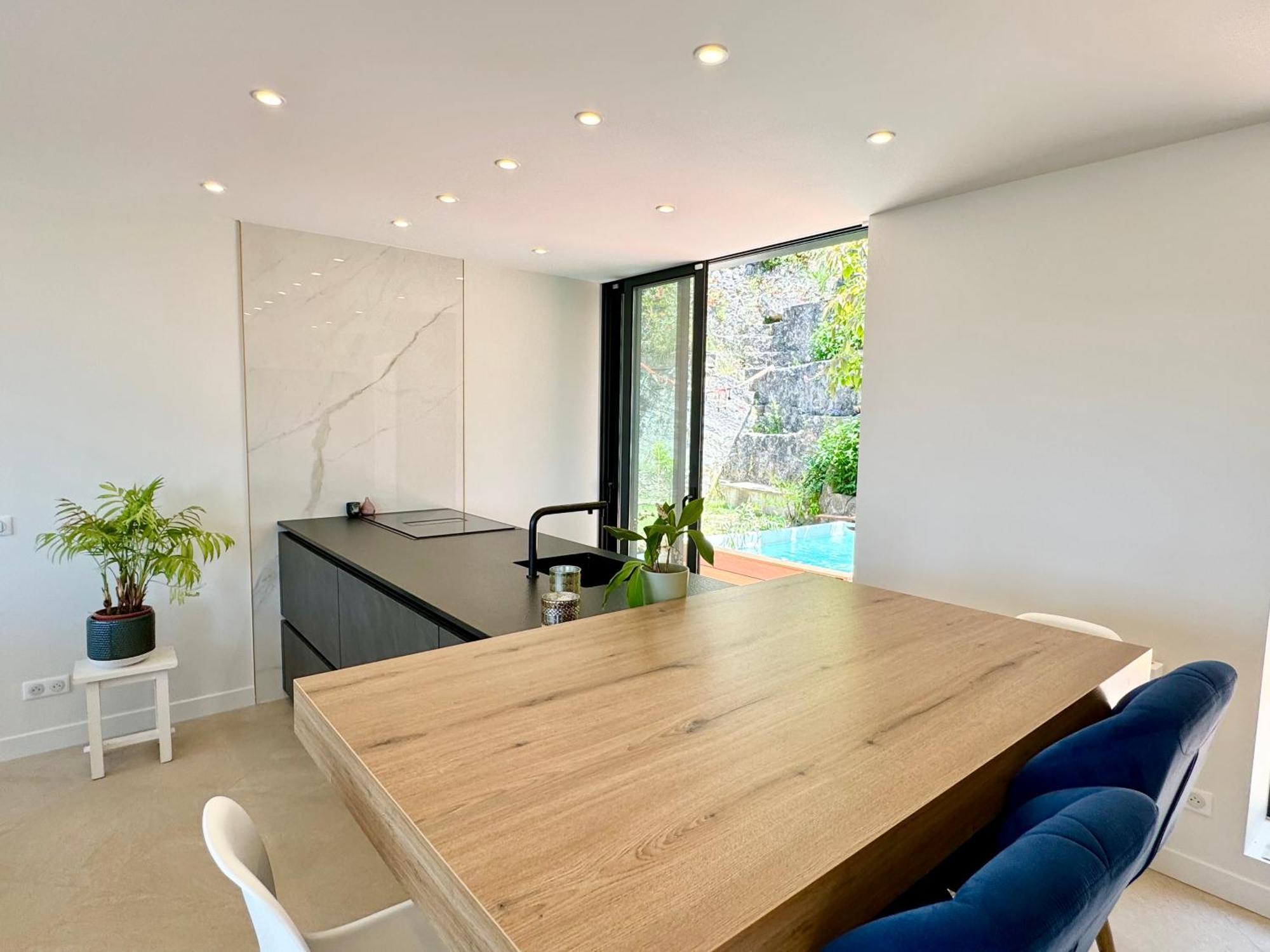Appartamento Jardin Avec Jacuzzi, Vue Et Montagne, Clim & Parking *