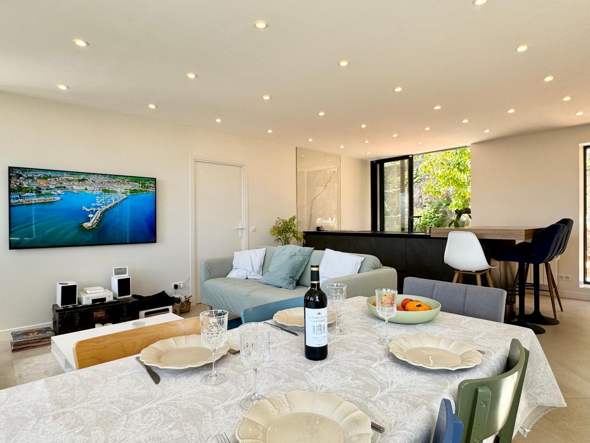 Jardin Avec Jacuzzi, Vue Et Montagne, Clim & Parking Appartamento *